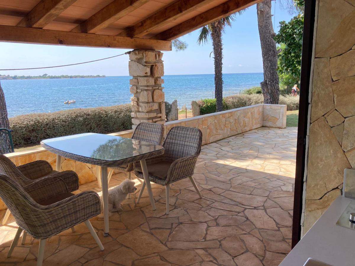 Karigador Beach House Luaran gambar